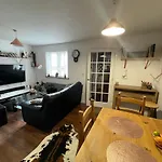 Private Room In Bs14